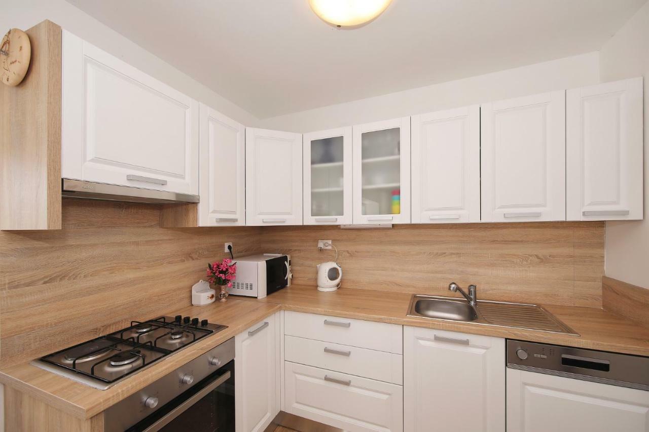 Holiday Home On Dugi Otok - Otok Brbinj Eksteriør bilde