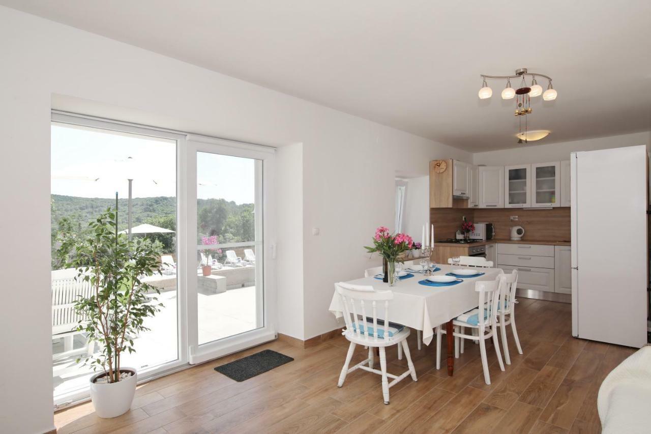 Holiday Home On Dugi Otok - Otok Brbinj Eksteriør bilde